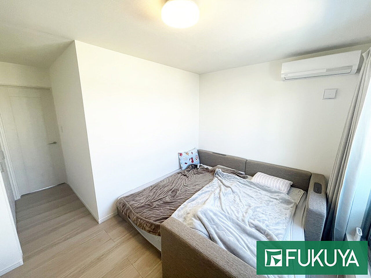 Used detached house · 4LDK in Osaka &mdash; photo 7