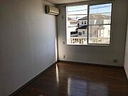 フローリングは清掃がしやすく清潔です。