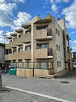 兵庫県西宮市丸橋町8番71号（賃貸アパート1R・3階・16.58㎡） その1