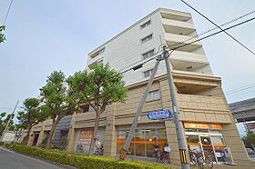 兵庫県西宮市津門西口町1番3号（賃貸マンション1LDK・4階・44.05㎡） その1