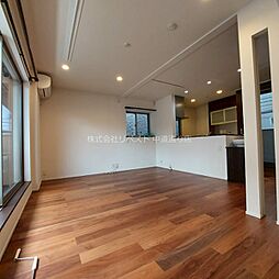 本町4丁目戸建 2LDKのリビング/ダイニング