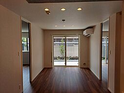 ADMIRAL Mitaka 102 1階3LDKのリビング/ダイニング