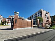 杏林大学 井の頭キャンパス（454m）