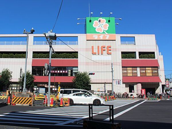 画像15:【スーパー】ライフ 千川駅前店まで659ｍ