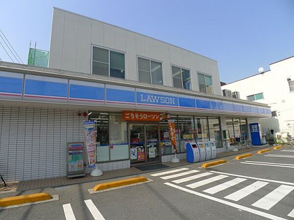 画像13:【コンビニエンスストア】ローソン 前野町六丁目店まで613ｍ