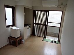 居間
