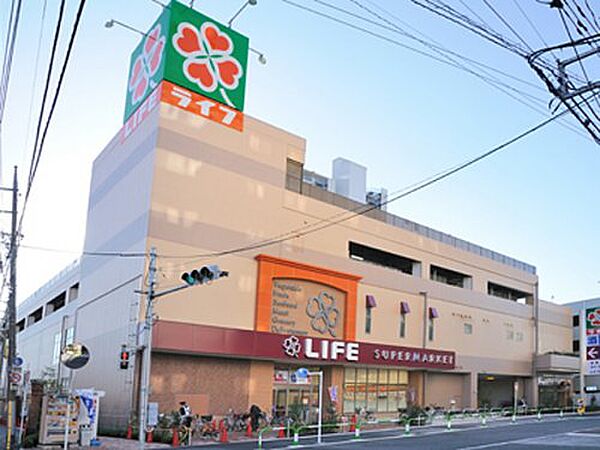 画像17:【スーパー】ライフ 南千住店まで217ｍ