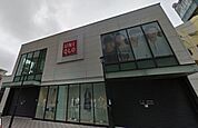 ユニクロ上大岡店（793m）