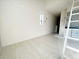 ヒルズ弘明寺 201 2階ワンルームのリビング/ダイニング