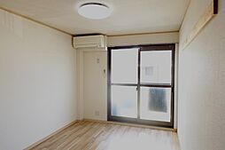 Surplus　Threeハイマート明金A 203 2階2LDKのリビング/ダイニング