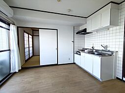居間