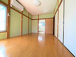 居間