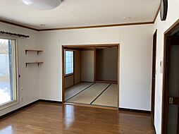 居間