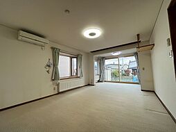 緑ヶ丘5丁目31番　戸建て 5LDKのリビング/ダイニング