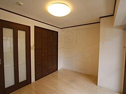 日生ロイヤルマンション十三 2階1DKのリビング/ダイニング