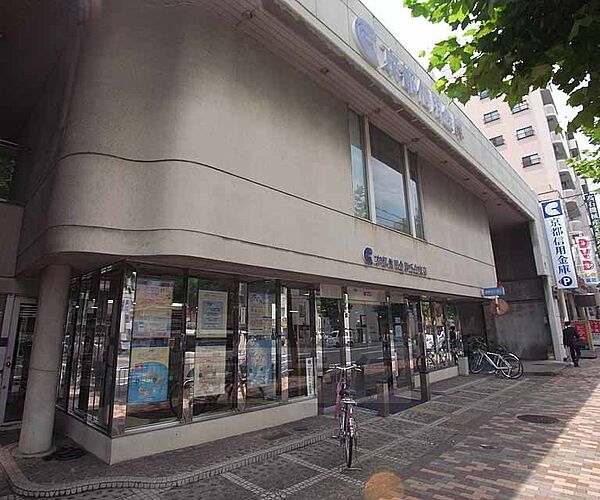 画像5:京都信用金庫 壬生支店まで385m 西院駅と大宮駅の間にございます。四条通り沿い。