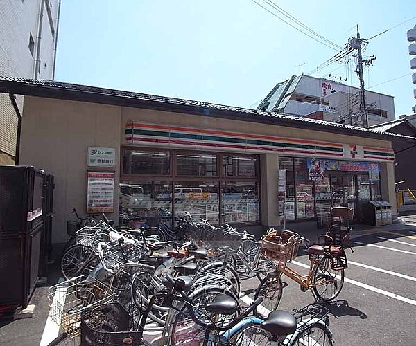画像30:セブンイレブン京都西院駅東店まで278m 西大路四条の交差点の南の方向にございます。