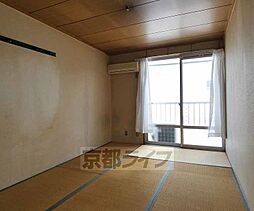 近鉄京都線 伏見駅 徒歩4分の賃貸アパート 1階1Kのリビング/ダイニング