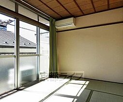 居間