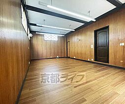 居間