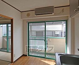 居間