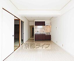 居間