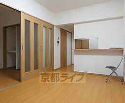 ビクトワール京都河原町 402 4階1LDKのリビング/ダイニング