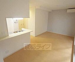 JR山陰本線 花園駅 徒歩1分の賃貸マンション 1階2LDKのリビング/ダイニング