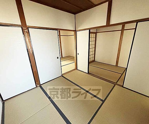 寝室