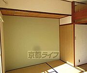 和室があり、ゆったりと過ごせます