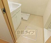 ゆったりとした脱衣所です。