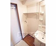 室内洗濯機置き場あります。