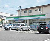 ファミリーマート　大津唐崎店まで122m