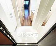 靴収納つきの玄関