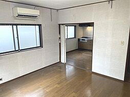 居間
