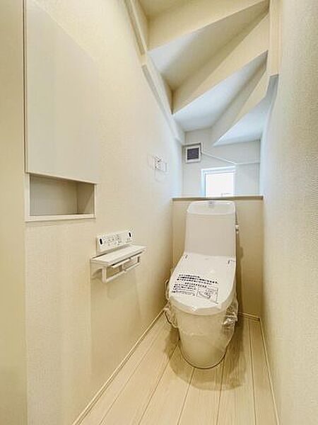 トイレを拡大表示