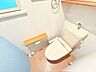 トイレ：●AIで家具を消しております
