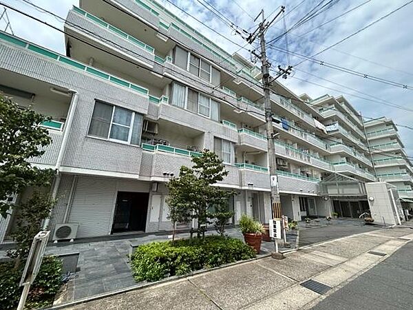 ルミエール西京極 ｜京都府京都市右京区西京極末広町(賃貸マンション3LDK・6階・58.80㎡)の写真 その1