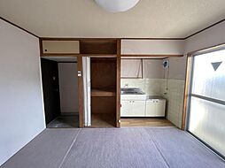 居間