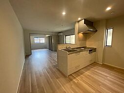 Side西ノ京 2階1LDKのリビング/ダイニング