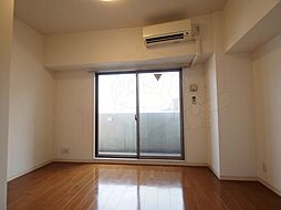 イクスピリオド五条 6階1Kのリビング/ダイニング