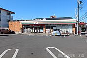 周辺環境:コンビニ 800m セブンイレブン　鶴ヶ島市役所通り店(徒歩11分につきちょっとしたお買い物にも便利です＾＾)