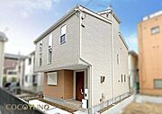 当社施工例：温かみのあるナチュラルカラーで仕上げた外観