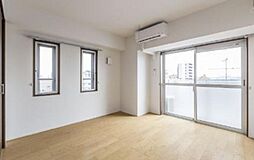 グラティチュード武蔵新城 4階1Kのリビング/ダイニング