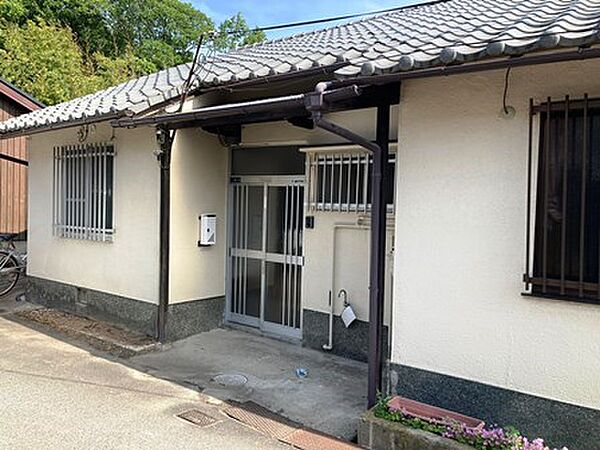 猪名寺1丁目貸家（30-12） ｜兵庫県尼崎市猪名寺１丁目(賃貸テラスハウス3DK・--・42.00㎡)の写真 その1