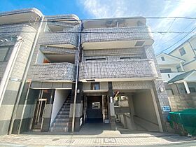 リバティ稲野  ｜ 兵庫県伊丹市稲野町４丁目（賃貸マンション1K・3階・19.00㎡） その1