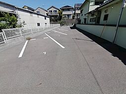 近鉄京都線 久津川駅 徒歩11分の賃貸駐車場