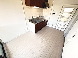 JR奈良線 長池駅 徒歩3分の賃貸マンション 3階2DKのリビング/ダイニング