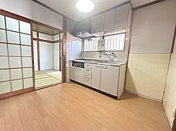 居間