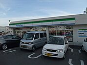ファミリーマート 城陽平川店（582m）